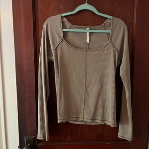 Women's Long Sleeve Ribbed Top
